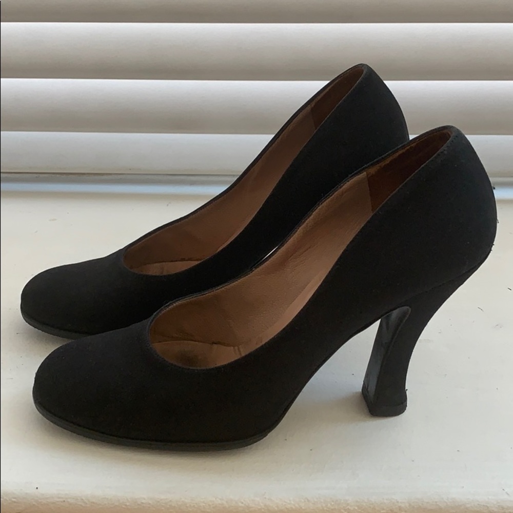 Prada true vintage elegy black pumps